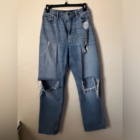 Hollister Ultra High Rise Dad Jeans - Picture 1 of 2